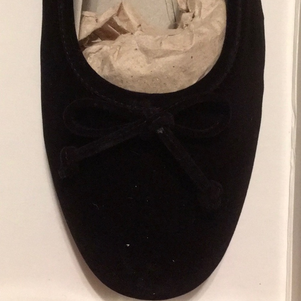 NWT, NIB, Black Velvet Ballerina Flats, 8M,comfort footbeds,Brand New,Never worn